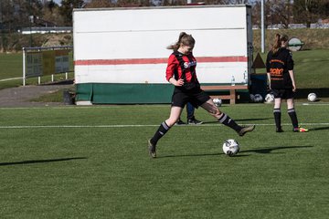 Bild 37 - B-Juniorinnen SG Weststeinburg/Bei - SV Fisia 03 : Ergebnis: 1:2